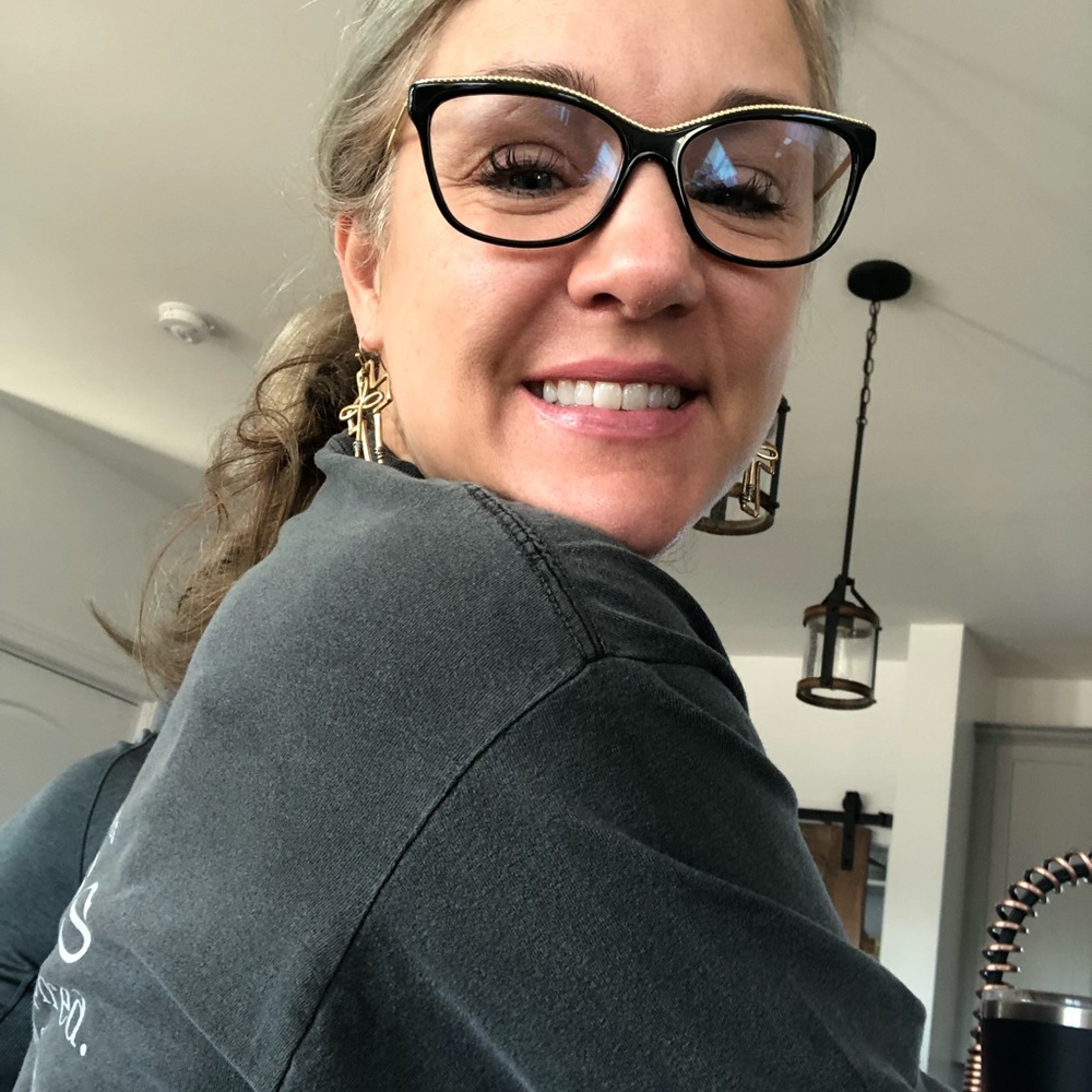 Meet your Posher, Tonia